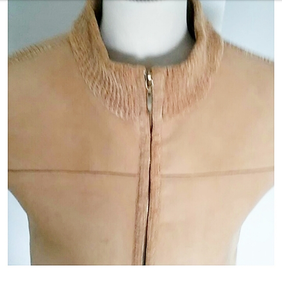 🌹 LISA INTERNATIONAL | Tan Vest - Picture 4 of 8